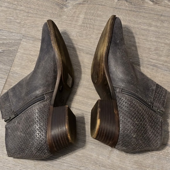 Lucky Brand‎ Brintly Women's Gray Leather Ankle Zip Boots Shoes Size 8M - Picture 1 of 11